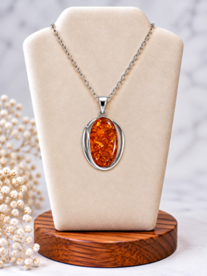 Zilveren hanger met barnsteen (Amber) AMBP1
