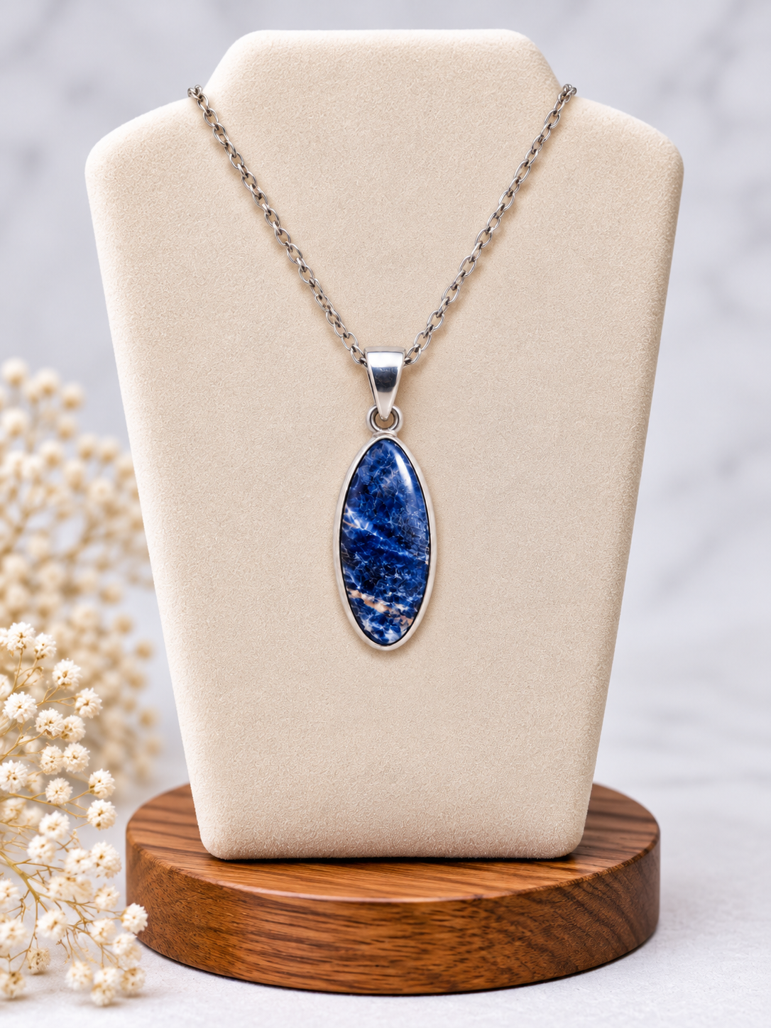 Zilveren hanger met sodaliet – elegante ovale blauwe edelsteen